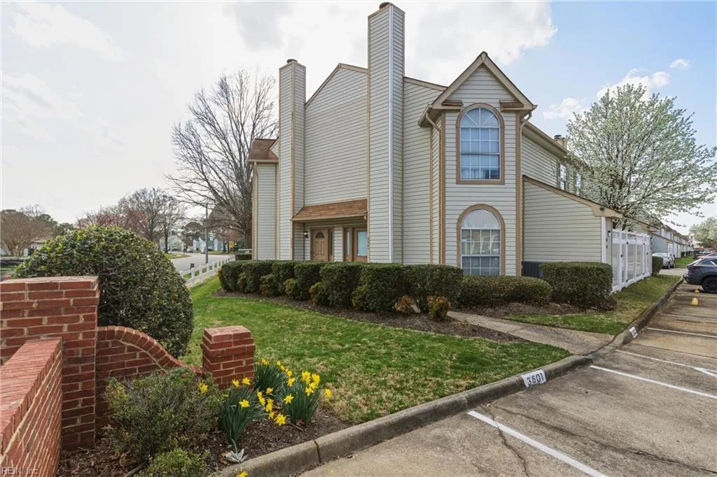 3603 Essex Pond QUAY, Virginia Beach — 2 bed Residential, 1,282 sqft