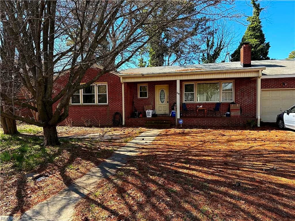 210 Sandpiper DR, PORTSMOUTH VA 23704 - Main photo