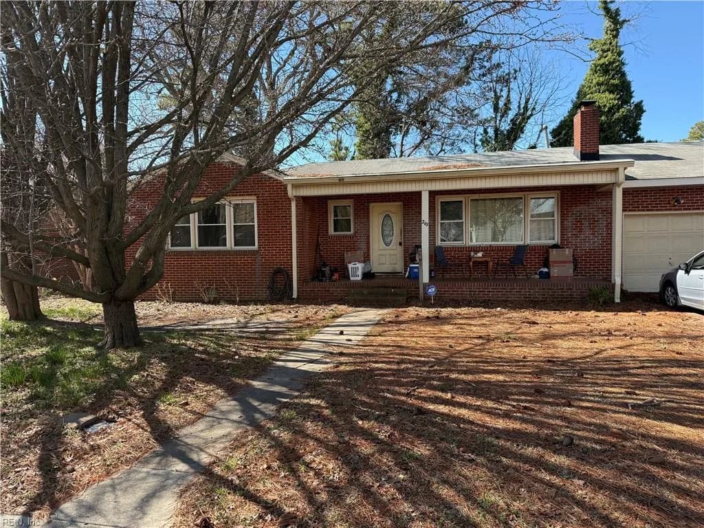 210 Sandpiper DR, PORTSMOUTH VA 23704 - Main photo