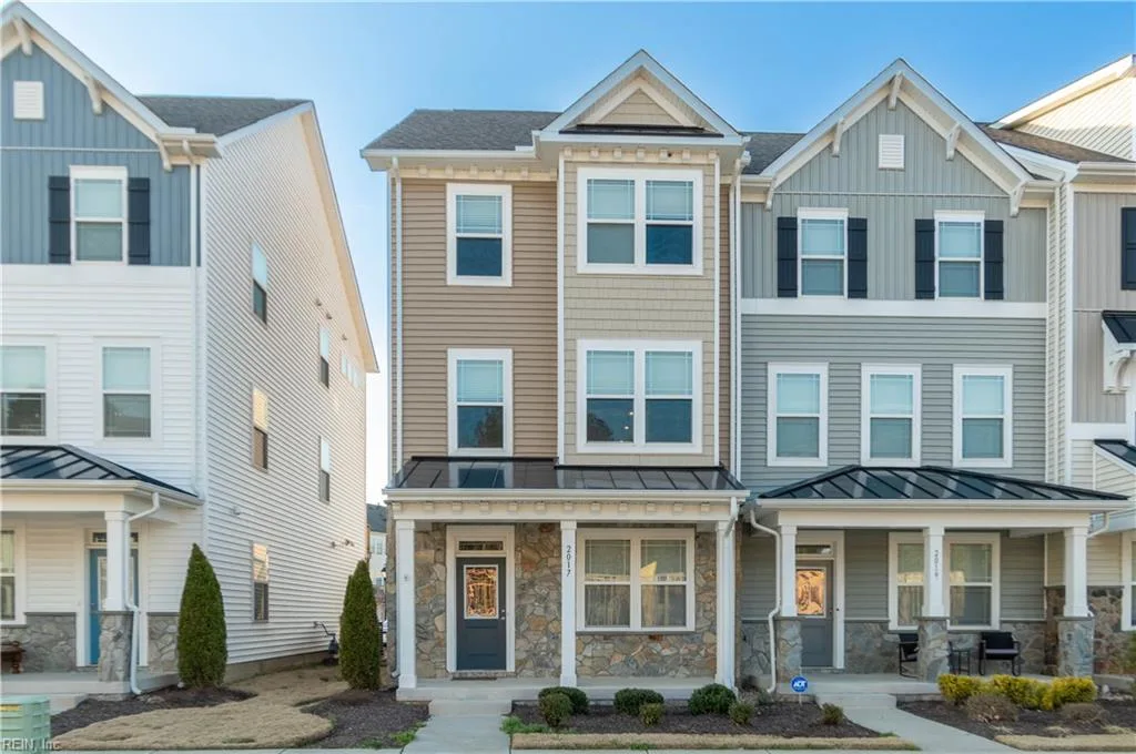 2017 Stanford LN, NEWPORTNEWS VA 23608 - Photo 2