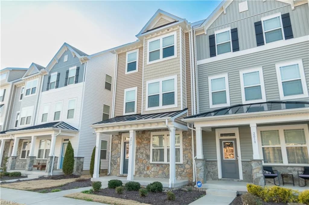 2017 Stanford LN, NEWPORTNEWS VA 23608 - Photo 3