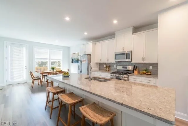 2017 Stanford LN, NEWPORTNEWS VA 23608 - Photo 4