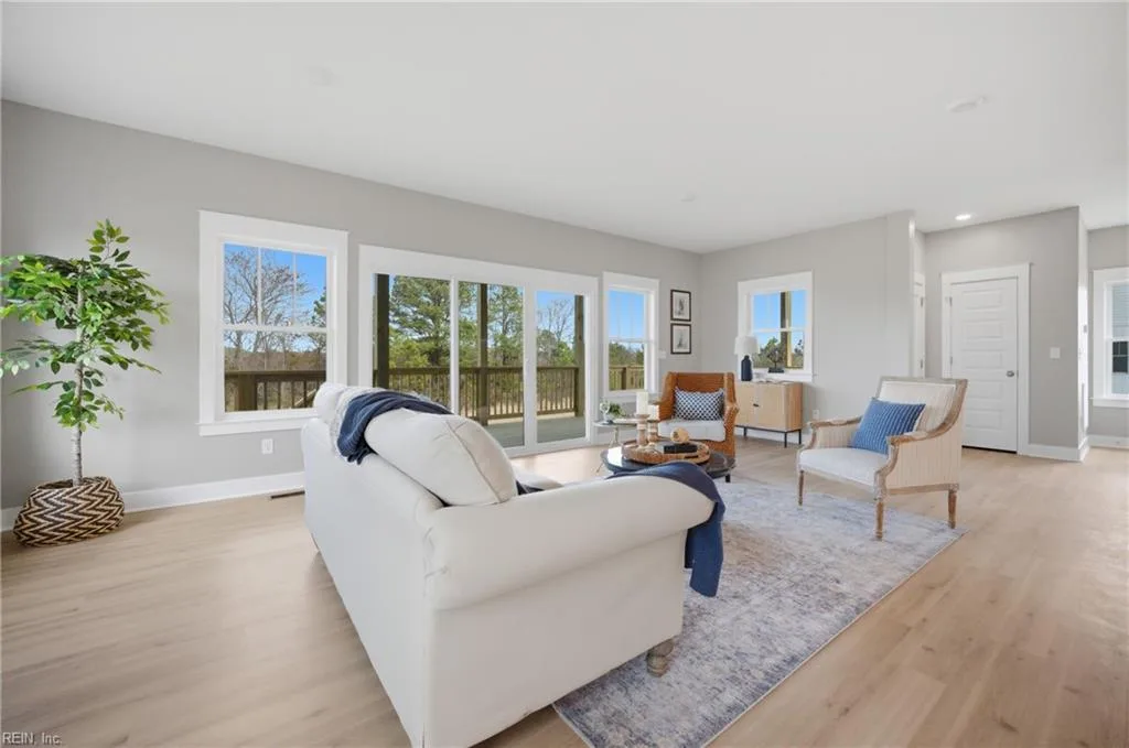 58 N Lawson RD, POQUOSON VA 23662 - Photo 4