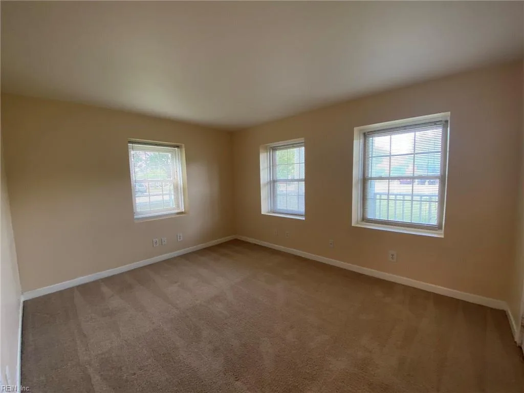 2037 E Ocean View AVE #1, NORFOLK VA 23503 - Photo 4