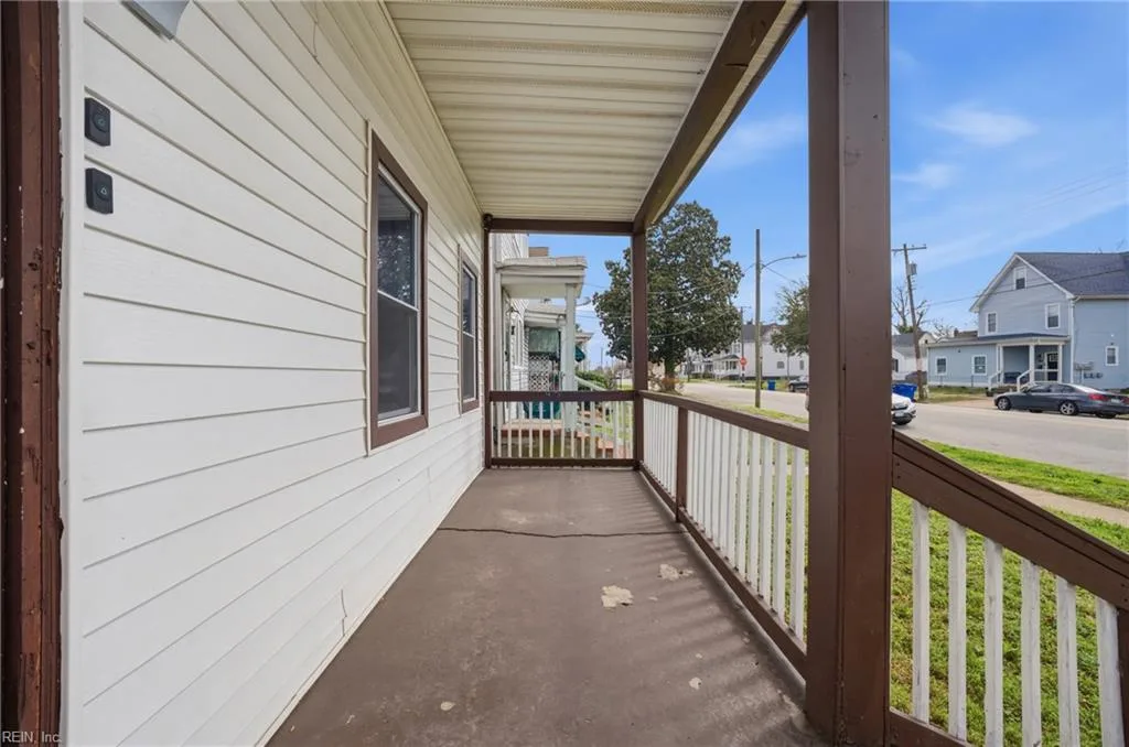 2134 Chestnut AVE, NEWPORTNEWS VA 23602 - Photo 5