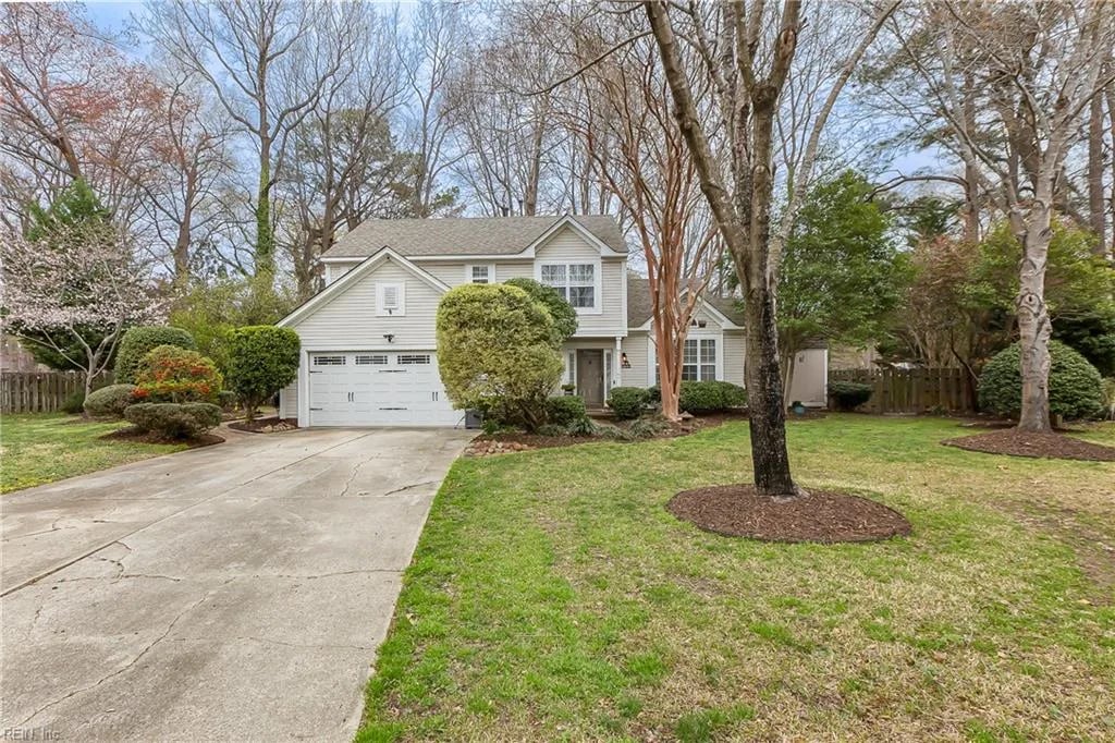 1105 Birchwater ARCH, Chesapeake — 4 bed Residential, 2,370 sqft