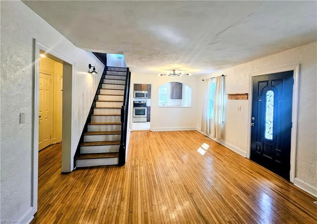 3776 Wayne CIR, NORFOLK VA 23513 - Photo 4