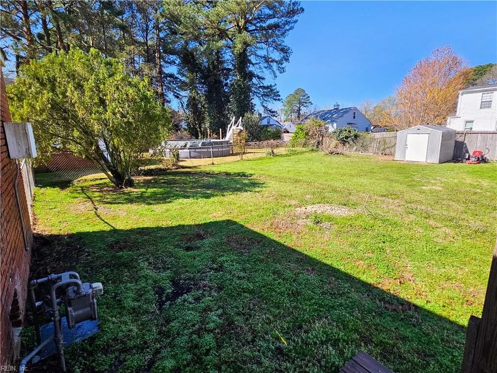 48 W Colin DR, PORTSMOUTH VA 23701 - Photo 4