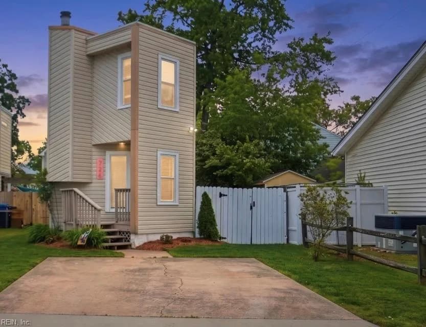 726 Carolina AVE, VIRGINIABEACH VA 23451 - Photo 2