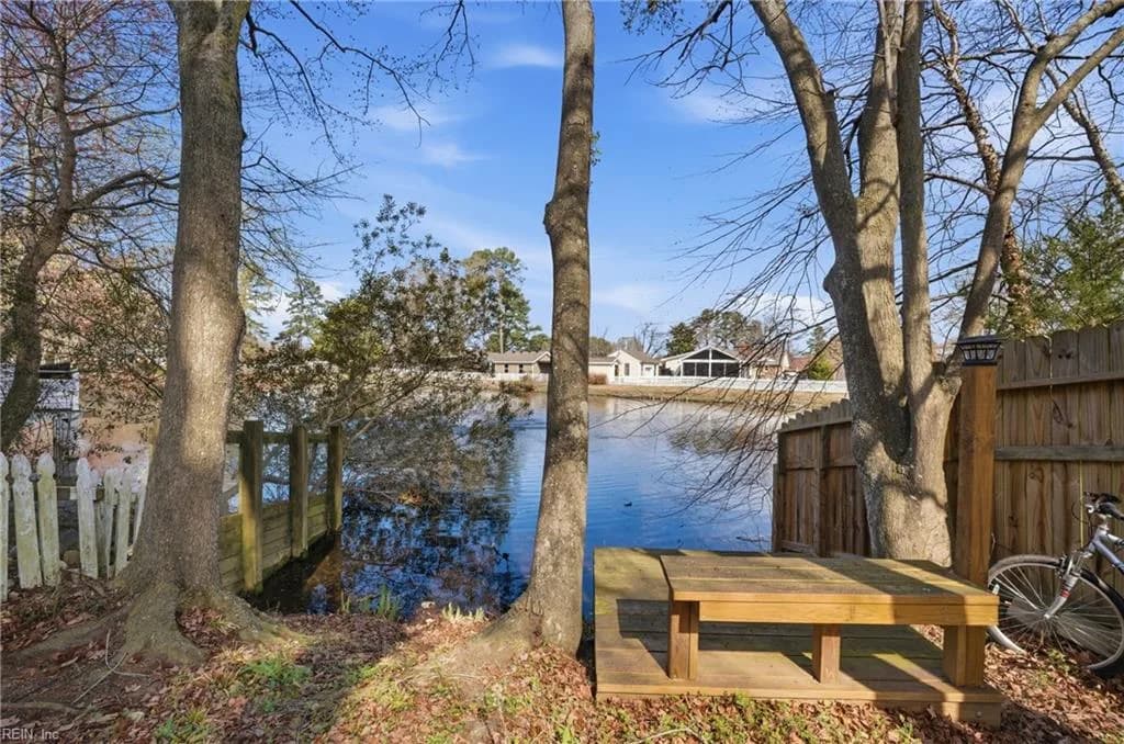 648 RUTHERFORD DR, CHESAPEAKE VA 23322 - Photo 4