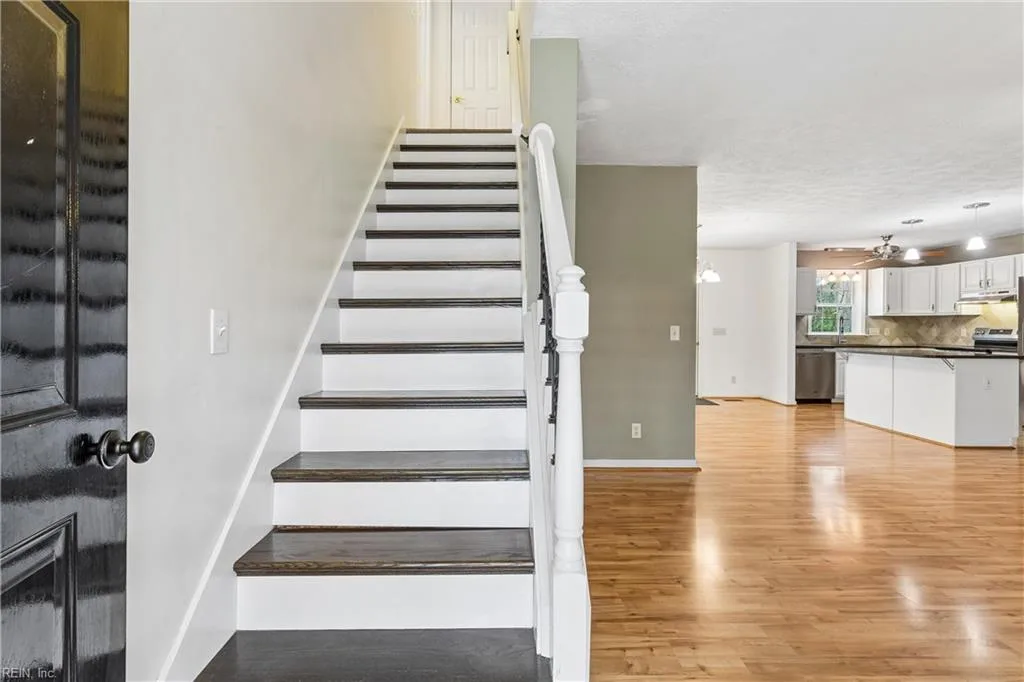 6525 Hickory Knoll RD, GLOUCESTER VA 23061 - Photo 5