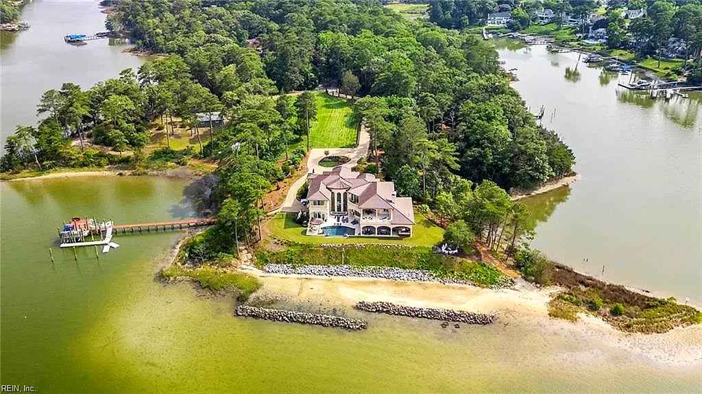 1680 Godfrey LN, VIRGINIA BEACH VA 23454