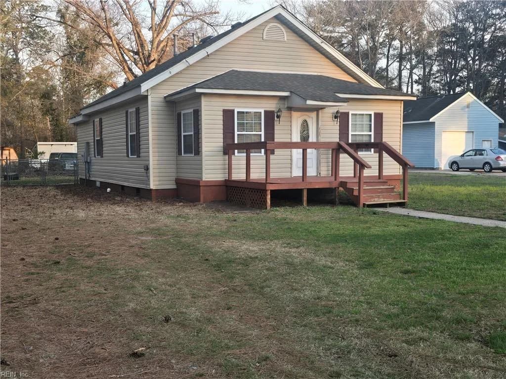 1017 Geneva AVE, CHESAPEAKE VA 23323 - Photo 2