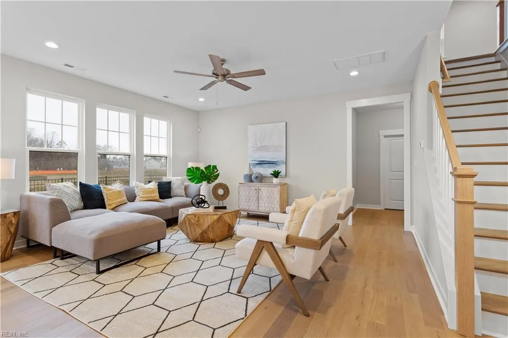 212 Kwanzan CT, CHESAPEAKE VA 23322 - Photo 4