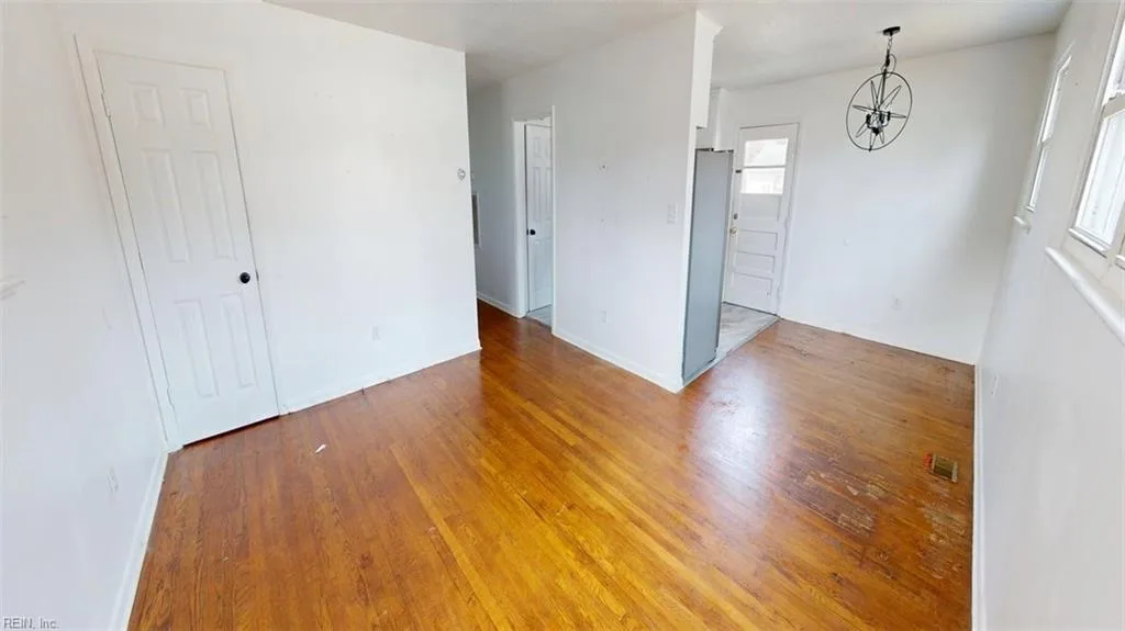 733 Fairland AVE, HAMPTON VA 23661 - Photo 4