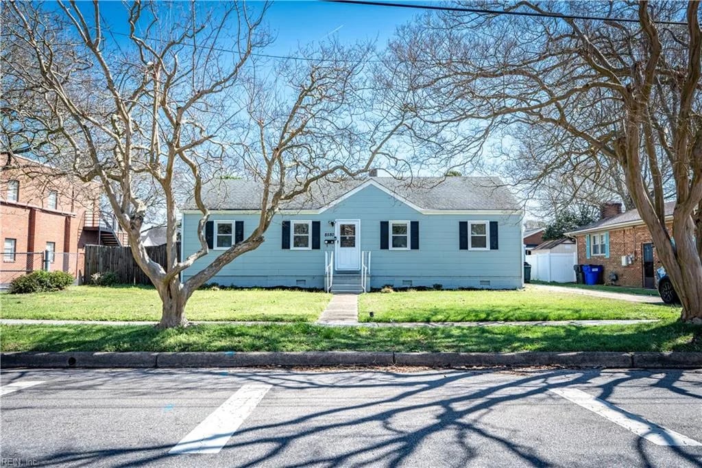 8580 Wayland ST, Norfolk — 3 bed Residential, 1,401 sqft