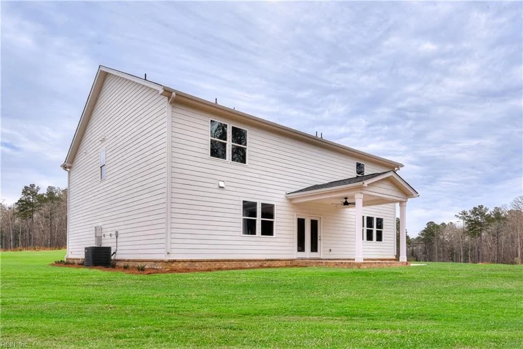 205 Orion CT, YORKTOWN VA 23693 - Photo 3