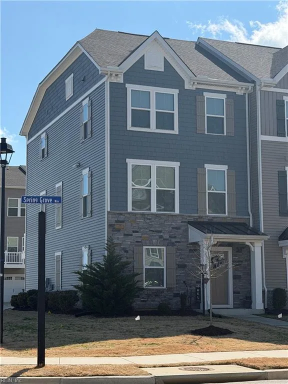 180 Spring Grove WAY, SMITHFIELD VA 23430
