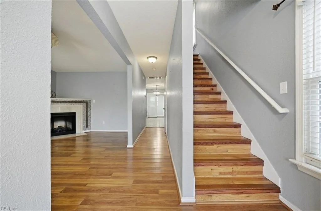 1914 County ST, PORTSMOUTH VA 23704 - Photo 5