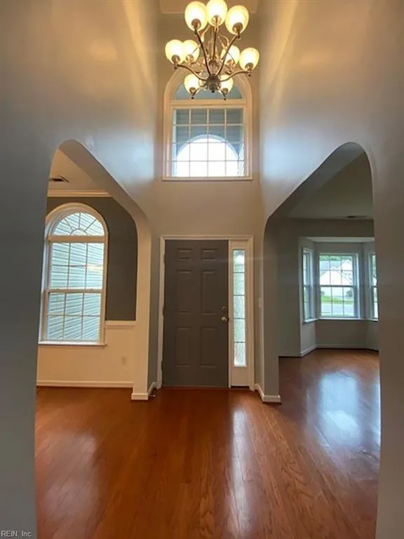 406 Queensbury LN, WILLIAMSBURG VA 23185 - Photo 4