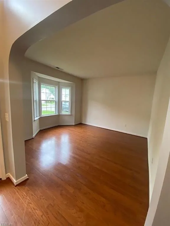 406 Queensbury LN, WILLIAMSBURG VA 23185 - Photo 5