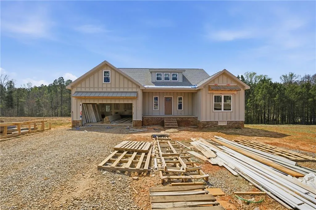 230 Ferry Landing DR, BOYDTON VA 23917