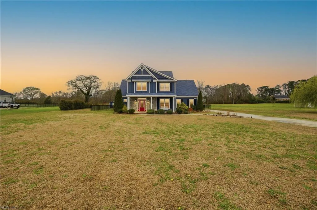 2002 Anthony PL, Suffolk — 4 bed Residential, 2,535 sqft