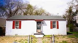 39 Pollux CIR W, PORTSMOUTH VA 23701 - Main photo