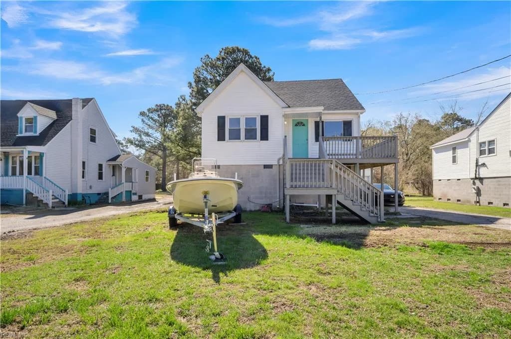 90 Ridge RD, POQUOSON VA 23662 - Main photo