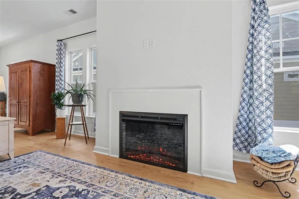 111 Mainsail LOOP, YORKTOWN VA 23693 - Photo 4