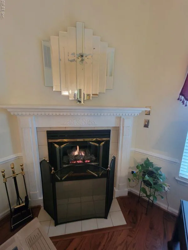100 Crescent CT, YORKTOWN VA 23693 - Photo 5