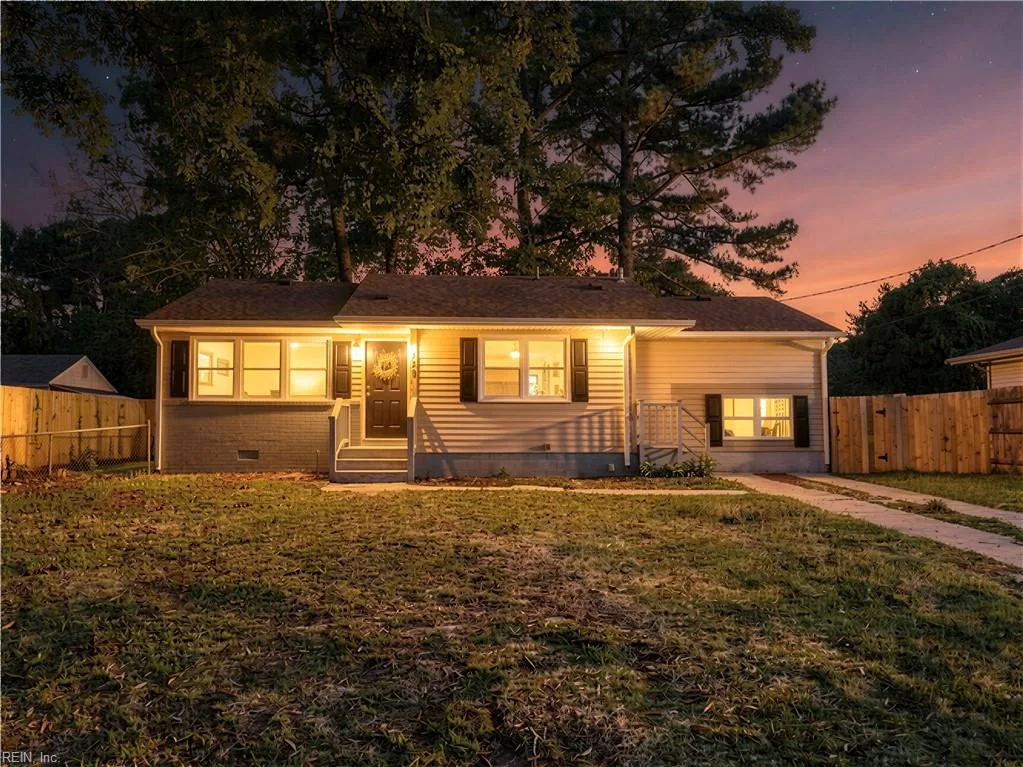 749 Holladay LN, Virginia Beach — 3 bed Residential, 1,357 sqft