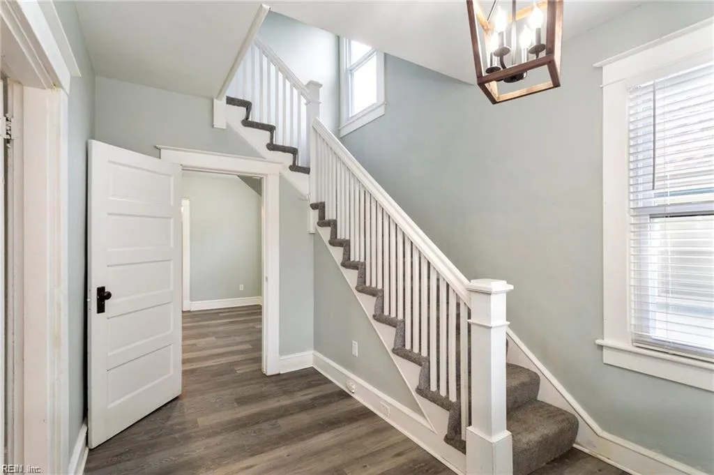 1777 Old Buckroe RD, HAMPTON VA 23664 - Photo 4