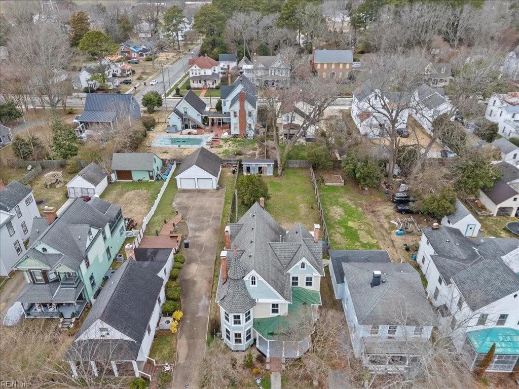 330 Main ST, SMITHFIELD VA 23430 - Photo 3