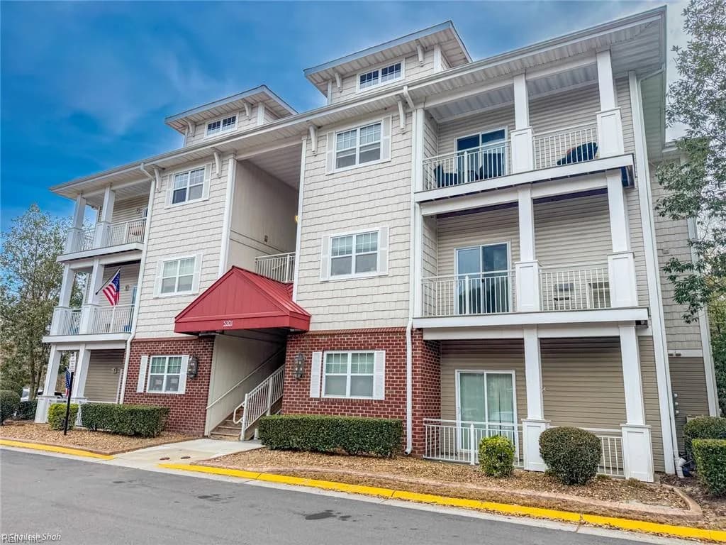 5201 Nuthall DR #208, VIRGINIABEACH VA 23455 - Photo 2