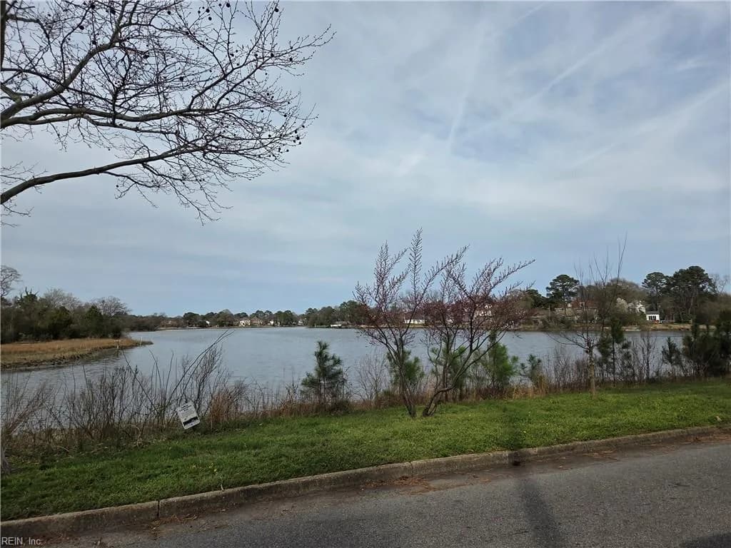 2829 Villa CIR, NORFOLK VA 23504 - Photo 2