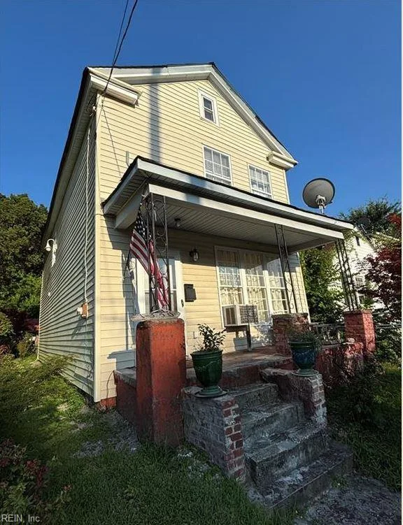 1350 Marshall AVE, Norfolk — 3 bed Residential, 1,320 sqft