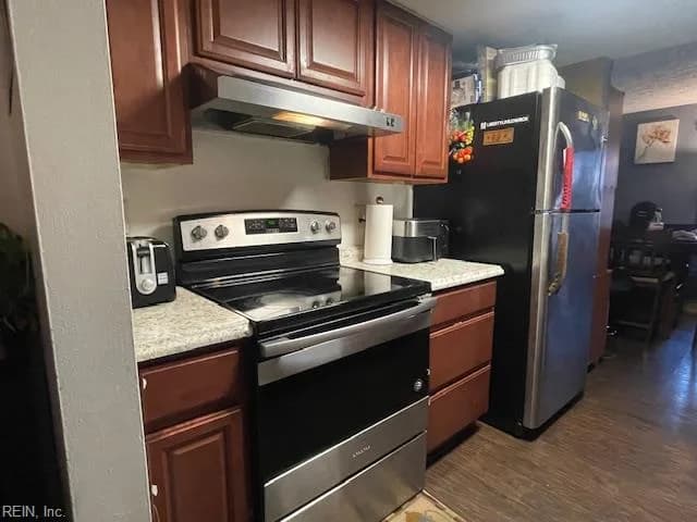 525 Chanticlar CT, NEWPORTNEWS VA 23608 - Photo 3