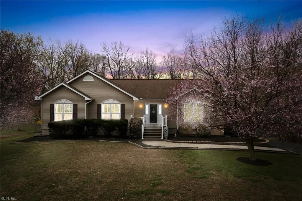 2560 N Independence DR, MONTROSS VA 22520 - Photo 3