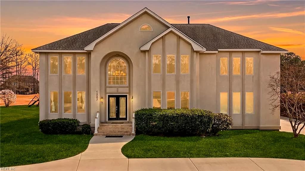 1207 Masters ROW, CHESAPEAKE VA 23320 - Main photo
