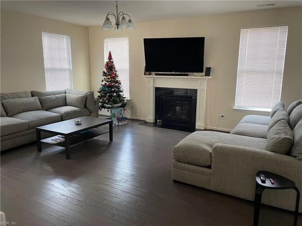 408 Terrywood DR, SUFFOLK VA 23434 - Photo 4