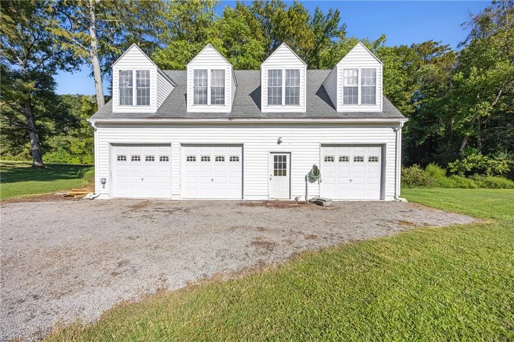 17314 Jolly CIR, WINDSOR VA 23487 - Photo 4