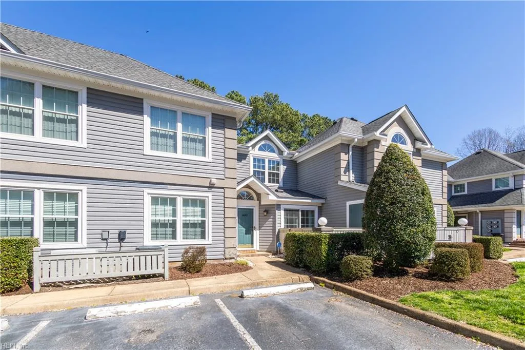 600 Rue St La Rogue, Chesapeake — 2 bed Residential, 1,158 sqft