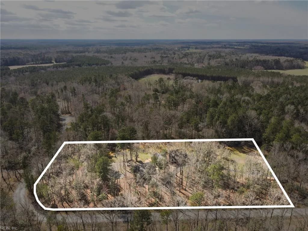 4698 Hill TRL, GLOUCESTER VA 23061 - Photo 3