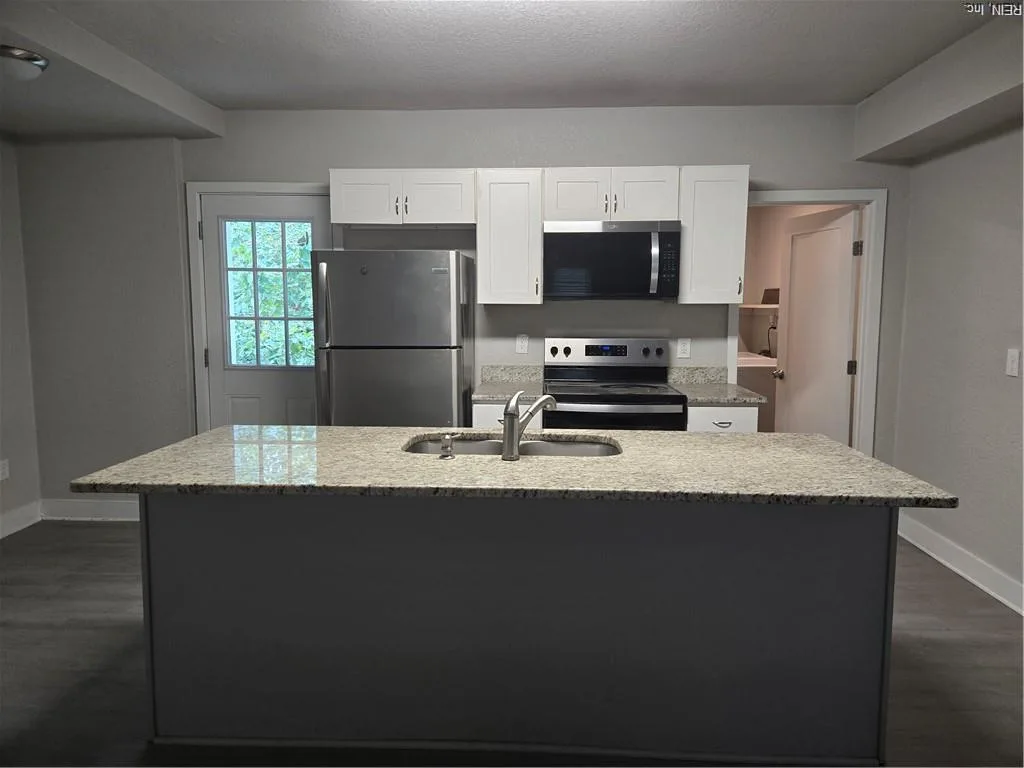 835 W 38th ST, NORFOLK VA 23508 - Photo 5