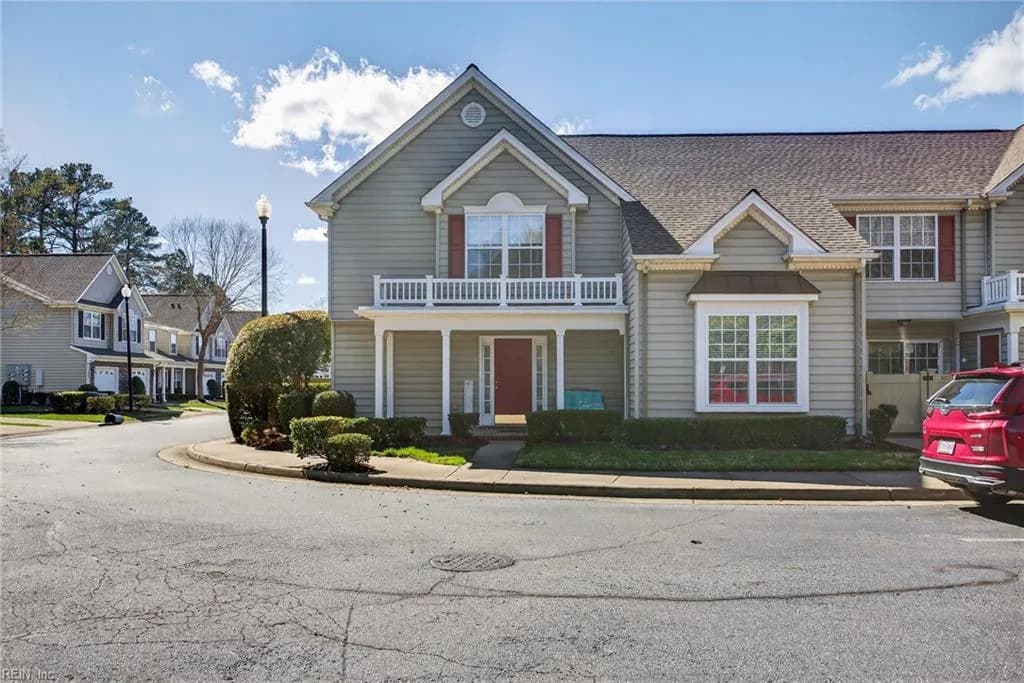308 Waters Edge LN, SUFFOLK VA 23435 - Photo 2