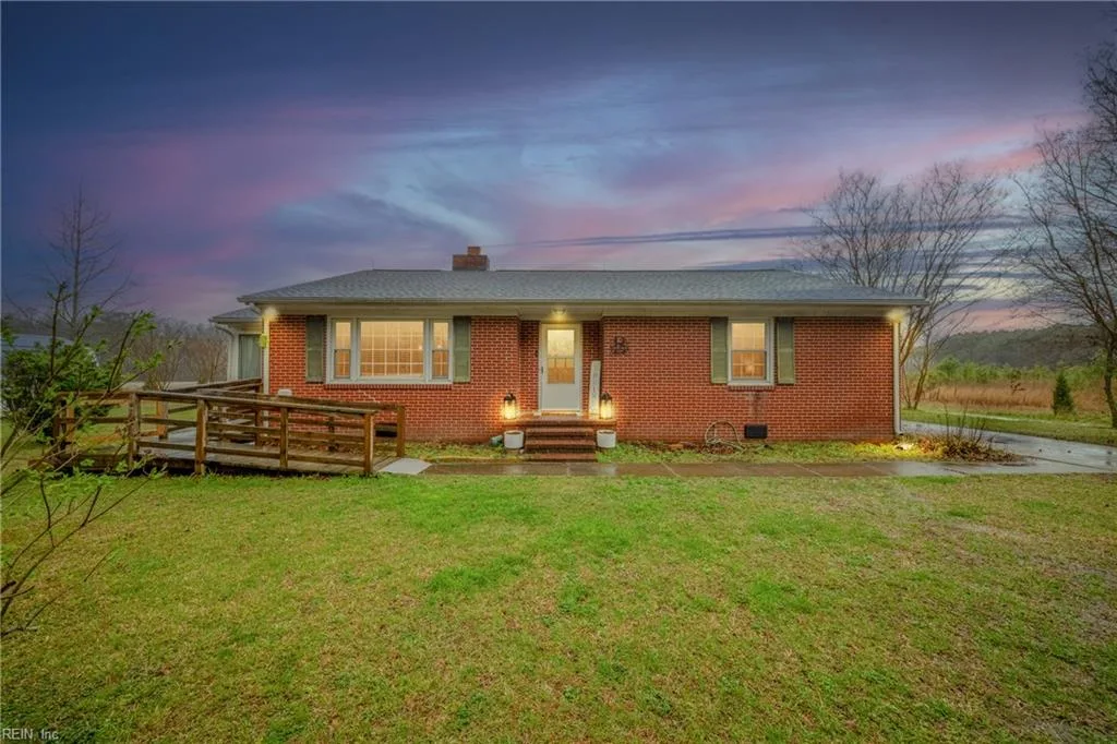 1301 Old Somerton RD, Suffolk — 2 bed Residential, 1,549 sqft