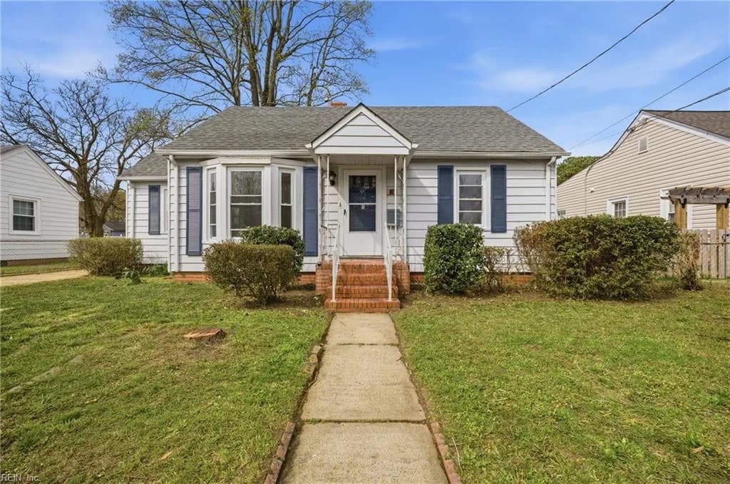 8909 Stratford ST, NORFOLK VA 23503 - Main photo