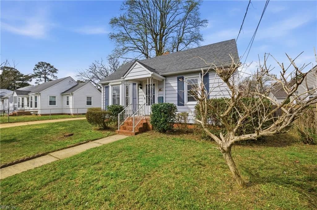 8909 Stratford ST, NORFOLK VA 23503 - Photo 4