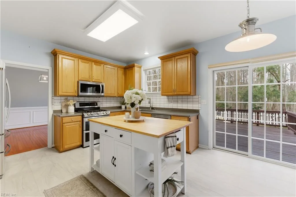 13177 Harbor DR, CARROLLTON VA 23314 - Photo 3